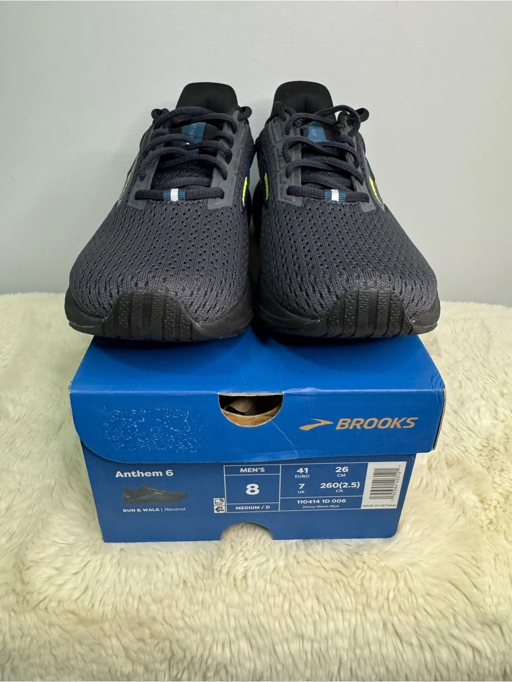 Brooks Men’s Black Running Shoes with Navy Accents